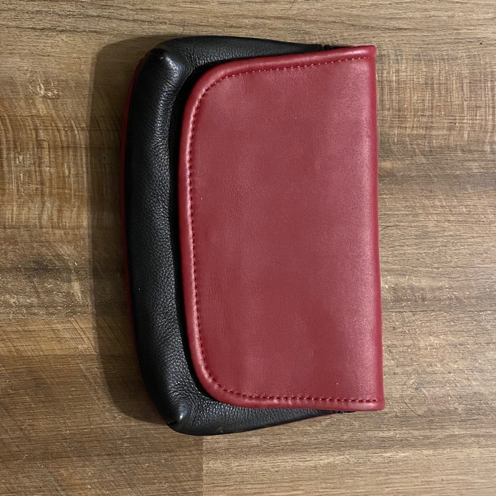 Clutch purse